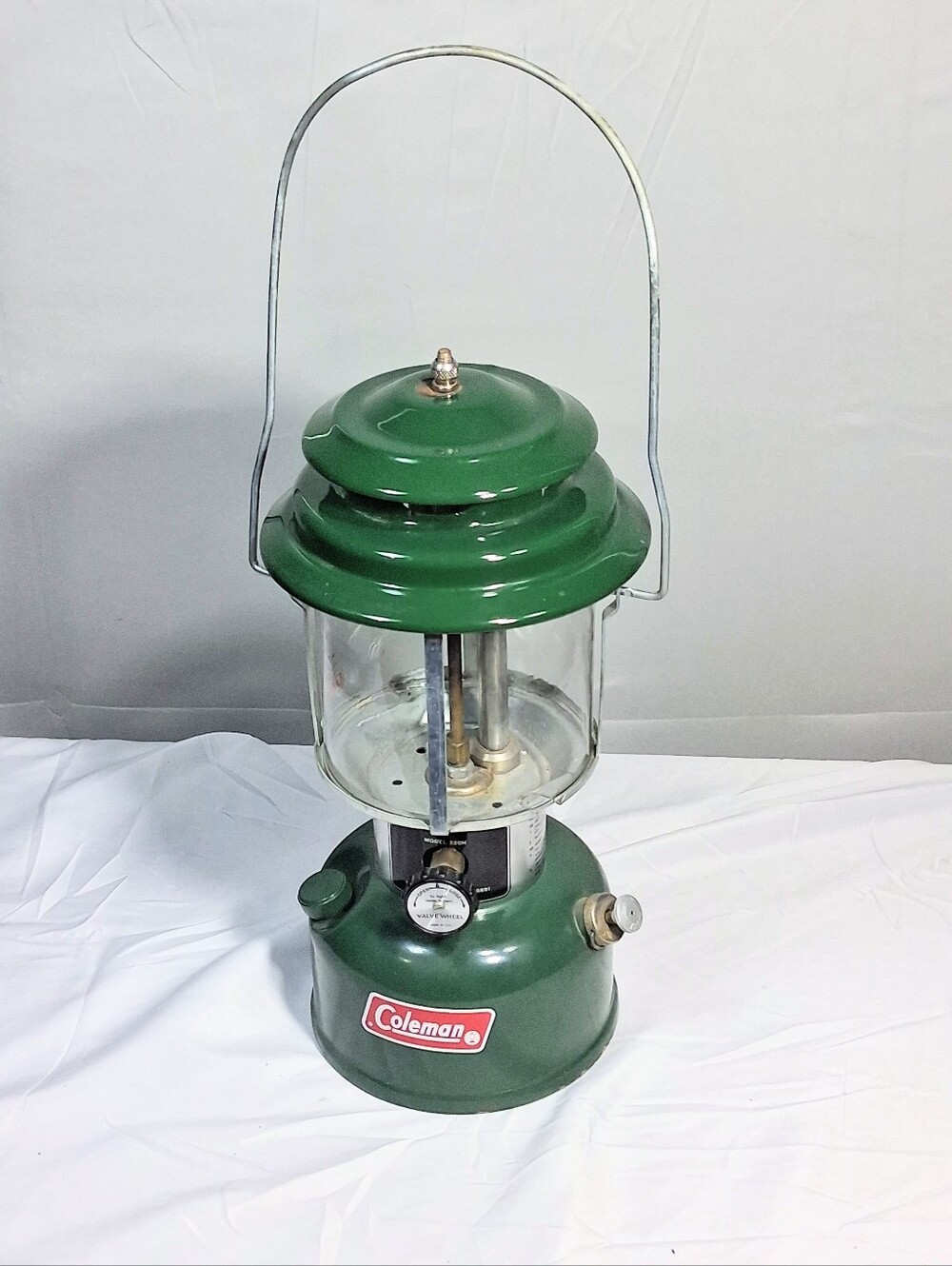 Coleman Vintage '74 Model 220H Double Mantel Liquid Fuel Old School Lantern